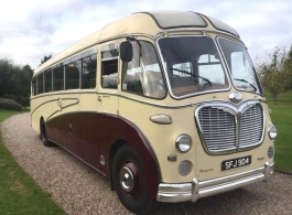 Vintage bus for weddings in Nottingham